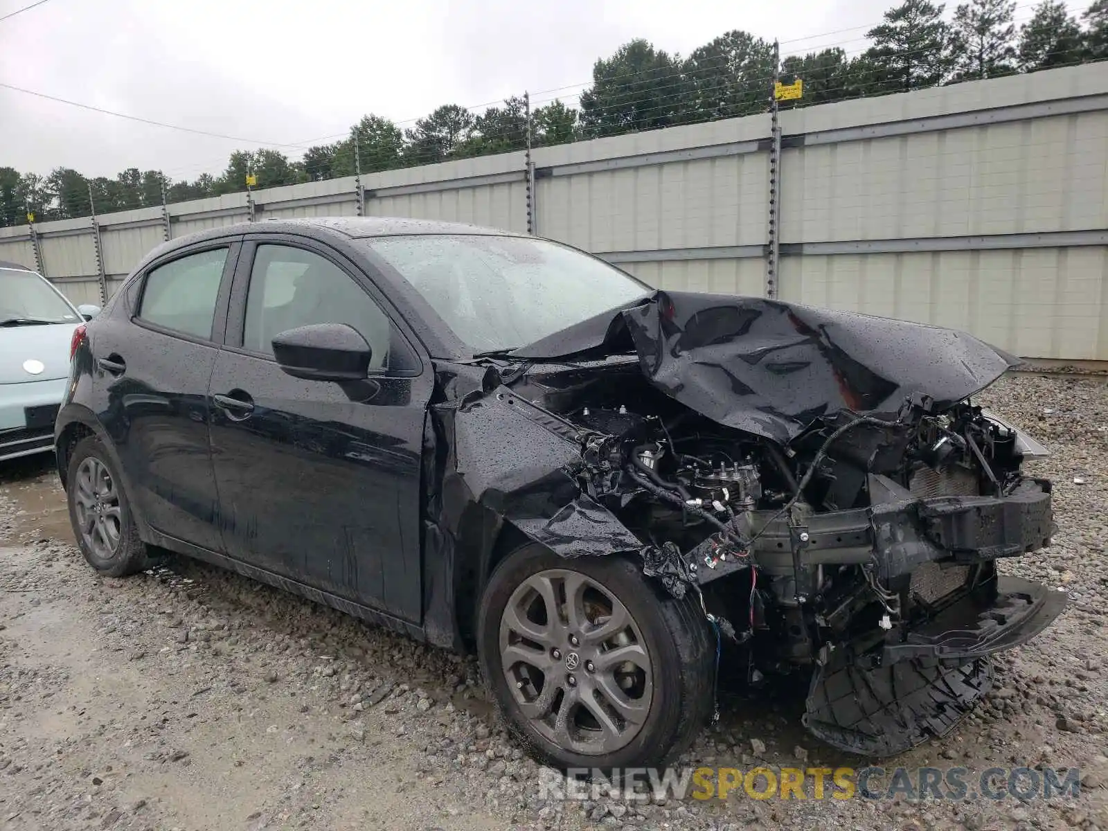 1 Photograph of a damaged car 3MYDLBJV3LY706387 TOYOTA YARIS 2020