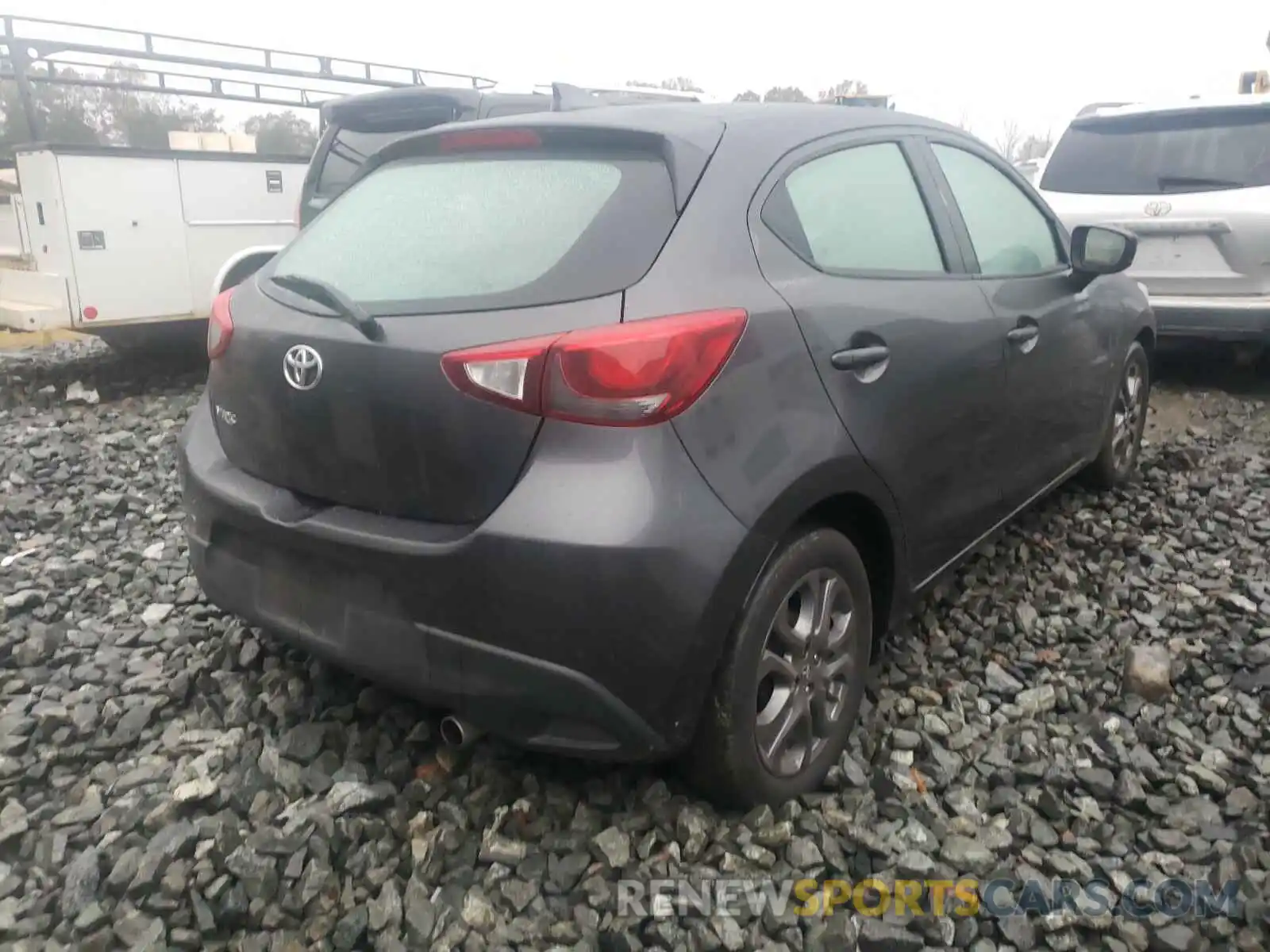 4 Photograph of a damaged car 3MYDLBJV4LY703207 TOYOTA YARIS 2020