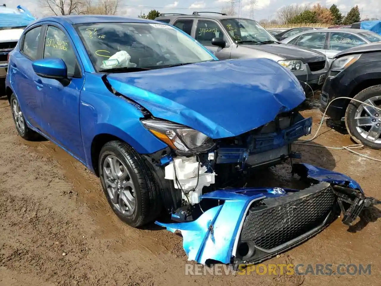 1 Photograph of a damaged car 3MYDLBJV4LY703563 TOYOTA YARIS 2020