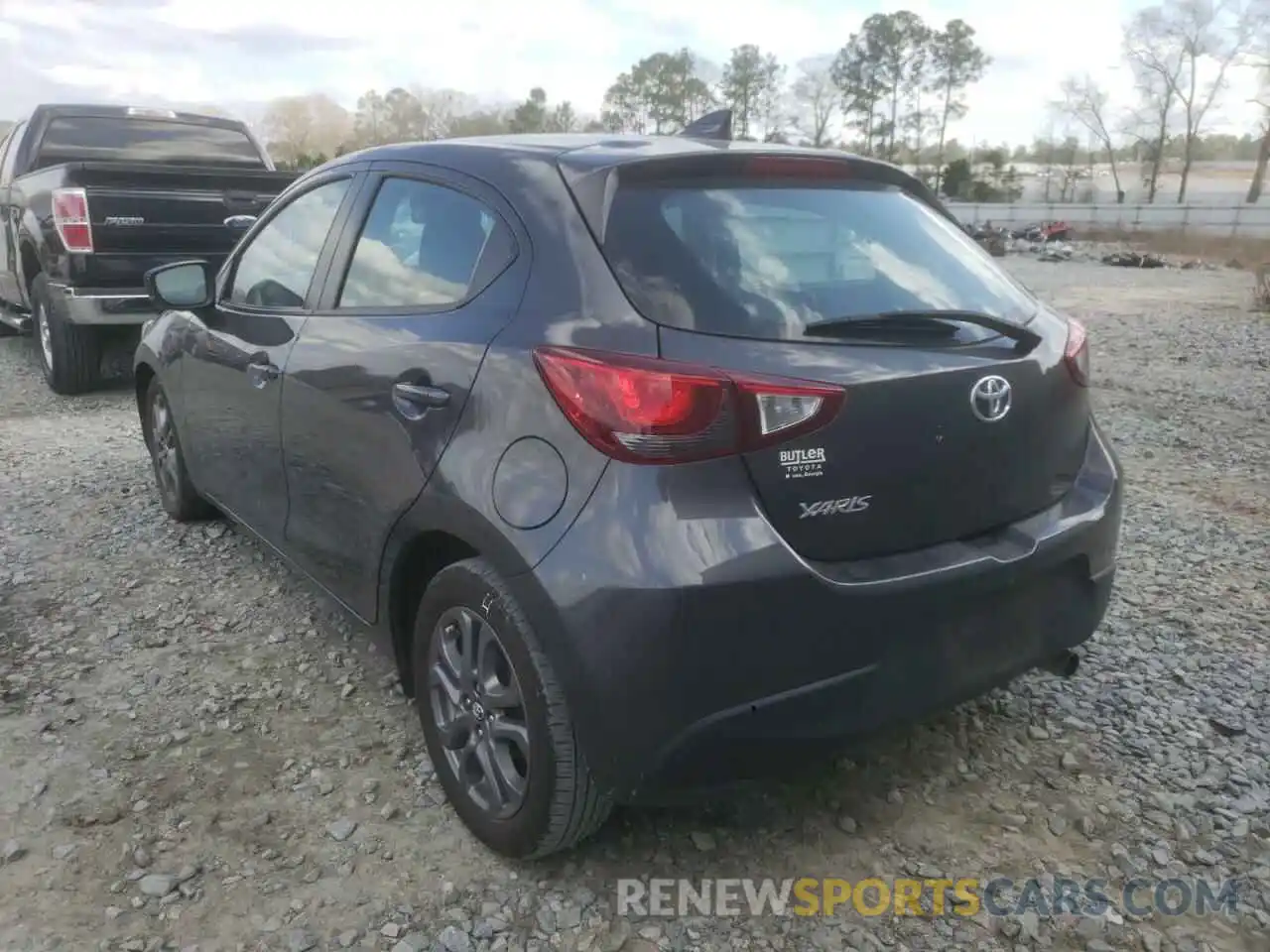 3 Photograph of a damaged car 3MYDLBJV4LY704325 TOYOTA YARIS 2020