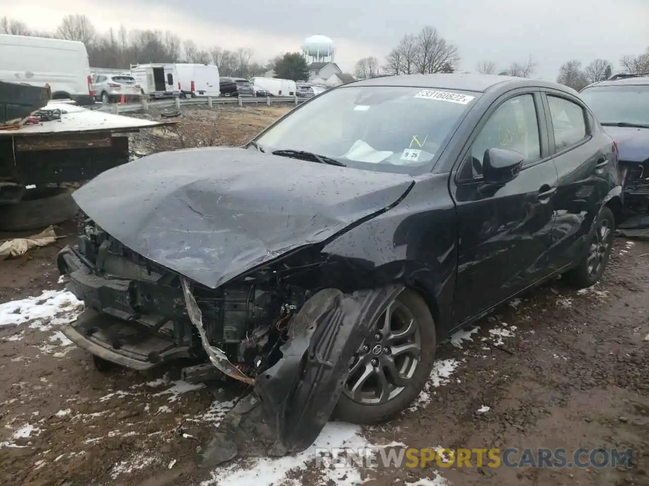 2 Photograph of a damaged car 3MYDLBJV4LY705331 TOYOTA YARIS 2020