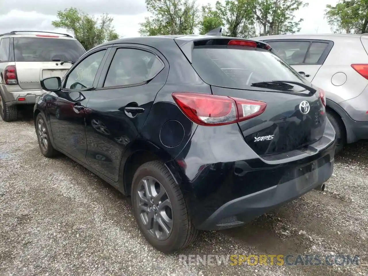 3 Photograph of a damaged car 3MYDLBJV4LY705863 TOYOTA YARIS 2020