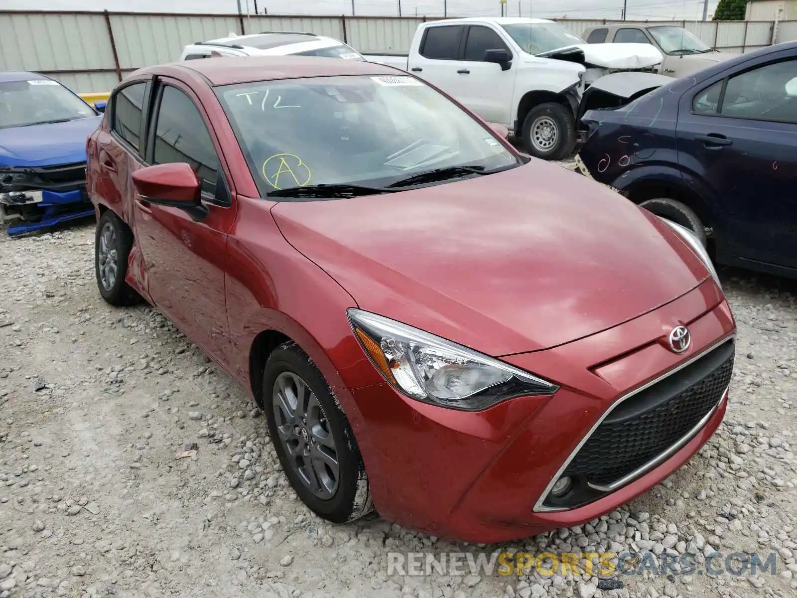 1 Photograph of a damaged car 3MYDLBJV4LY710433 TOYOTA YARIS 2020