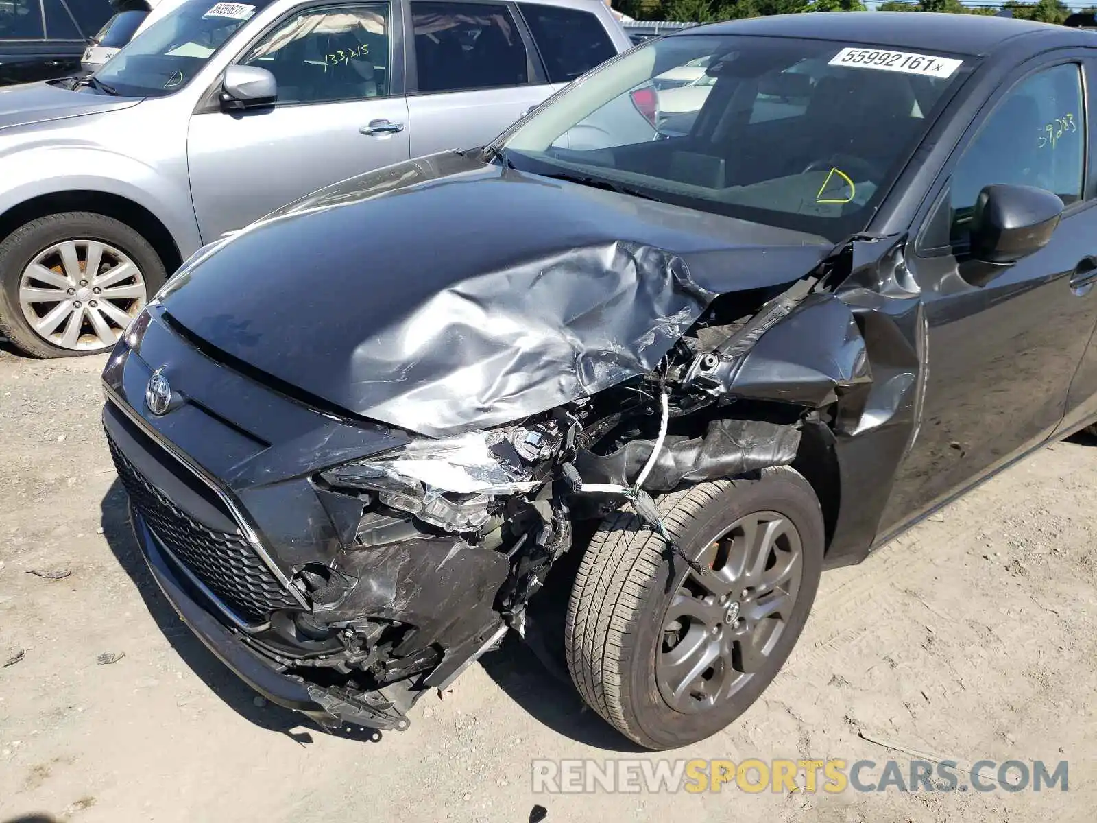 9 Photograph of a damaged car 3MYDLBJV4LY710447 TOYOTA YARIS 2020