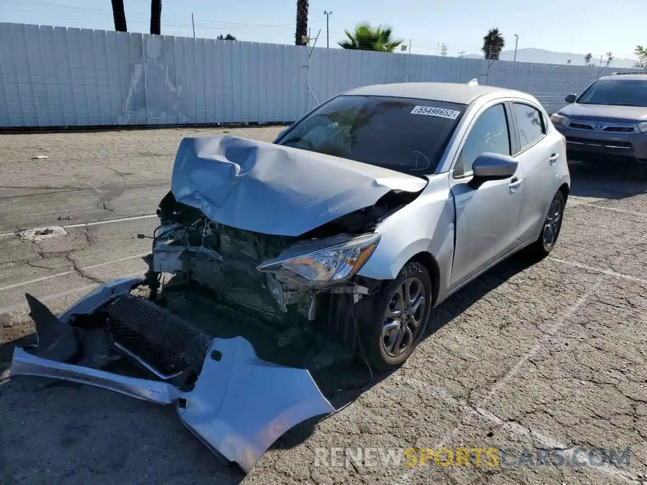 2 Photograph of a damaged car 3MYDLBJV5LY703765 TOYOTA YARIS 2020