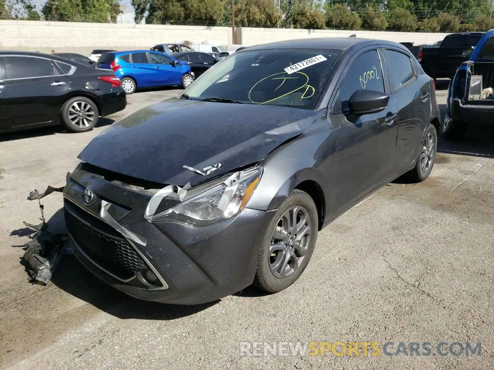 2 Photograph of a damaged car 3MYDLBJV5LY703829 TOYOTA YARIS 2020