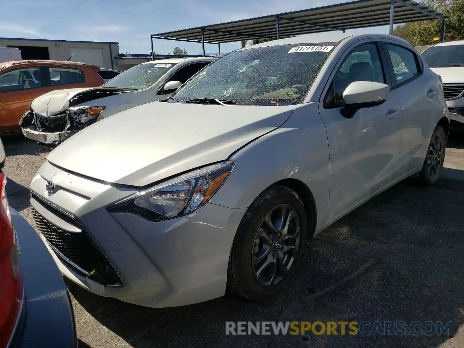 2 Photograph of a damaged car 3MYDLBJV5LY705807 TOYOTA YARIS 2020