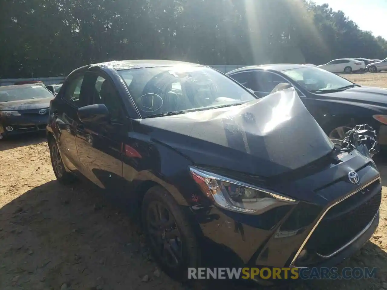 1 Photograph of a damaged car 3MYDLBJV5LY708044 TOYOTA YARIS 2020