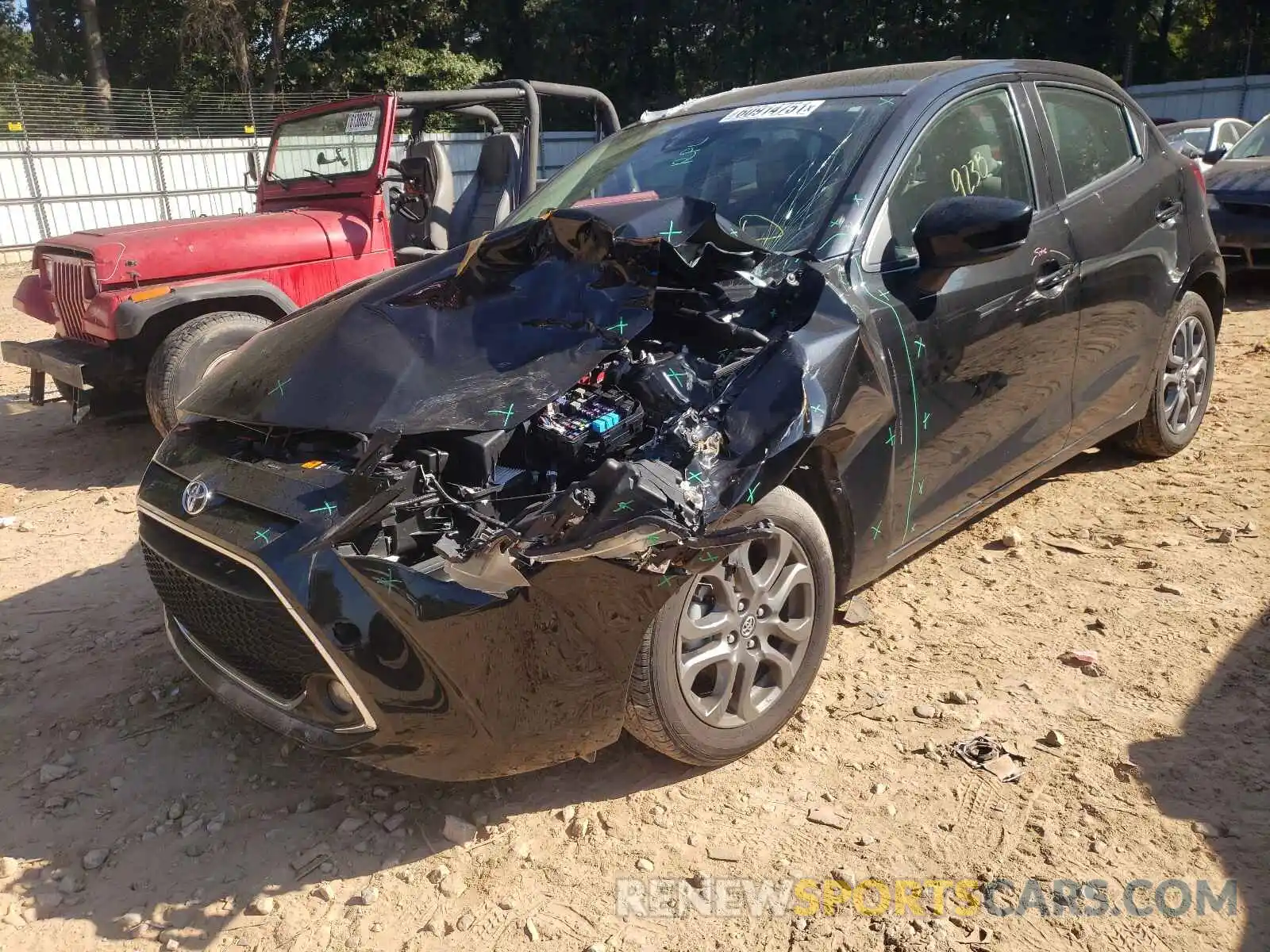 2 Photograph of a damaged car 3MYDLBJV5LY708044 TOYOTA YARIS 2020