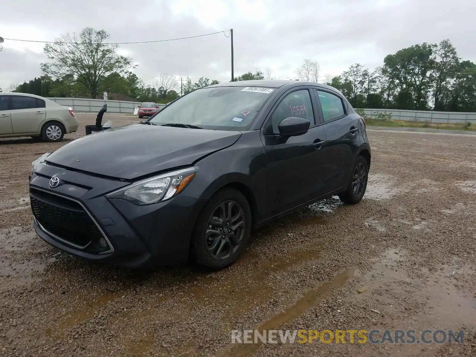 2 Photograph of a damaged car 3MYDLBJV5LY715835 TOYOTA YARIS 2020