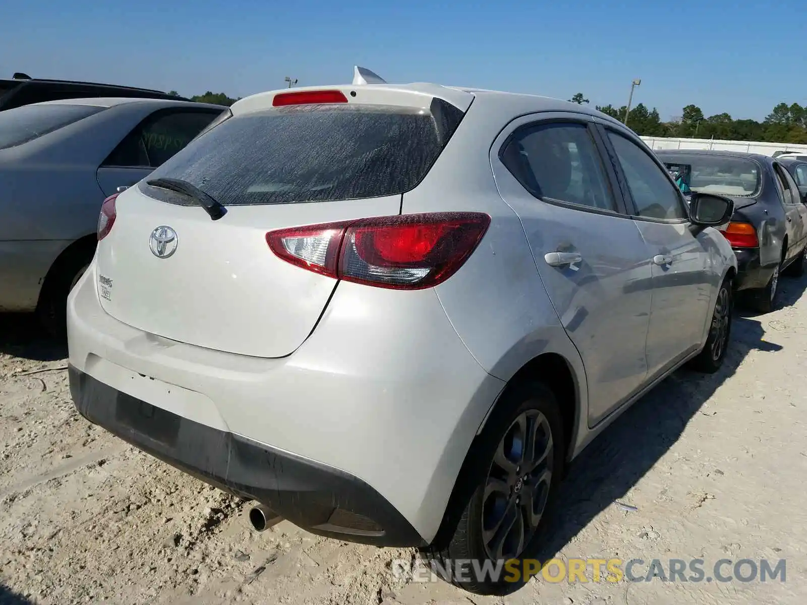 4 Photograph of a damaged car 3MYDLBJV6LY702513 TOYOTA YARIS 2020