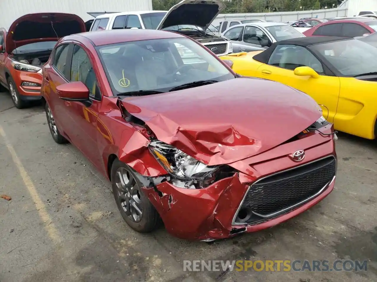 1 Photograph of a damaged car 3MYDLBJV6LY702964 TOYOTA YARIS 2020