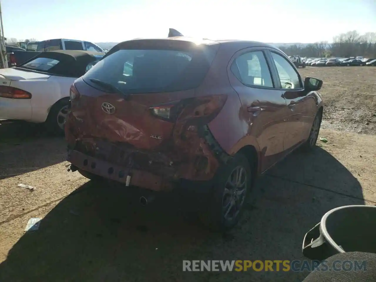 4 Photograph of a damaged car 3MYDLBJV6LY703550 TOYOTA YARIS 2020