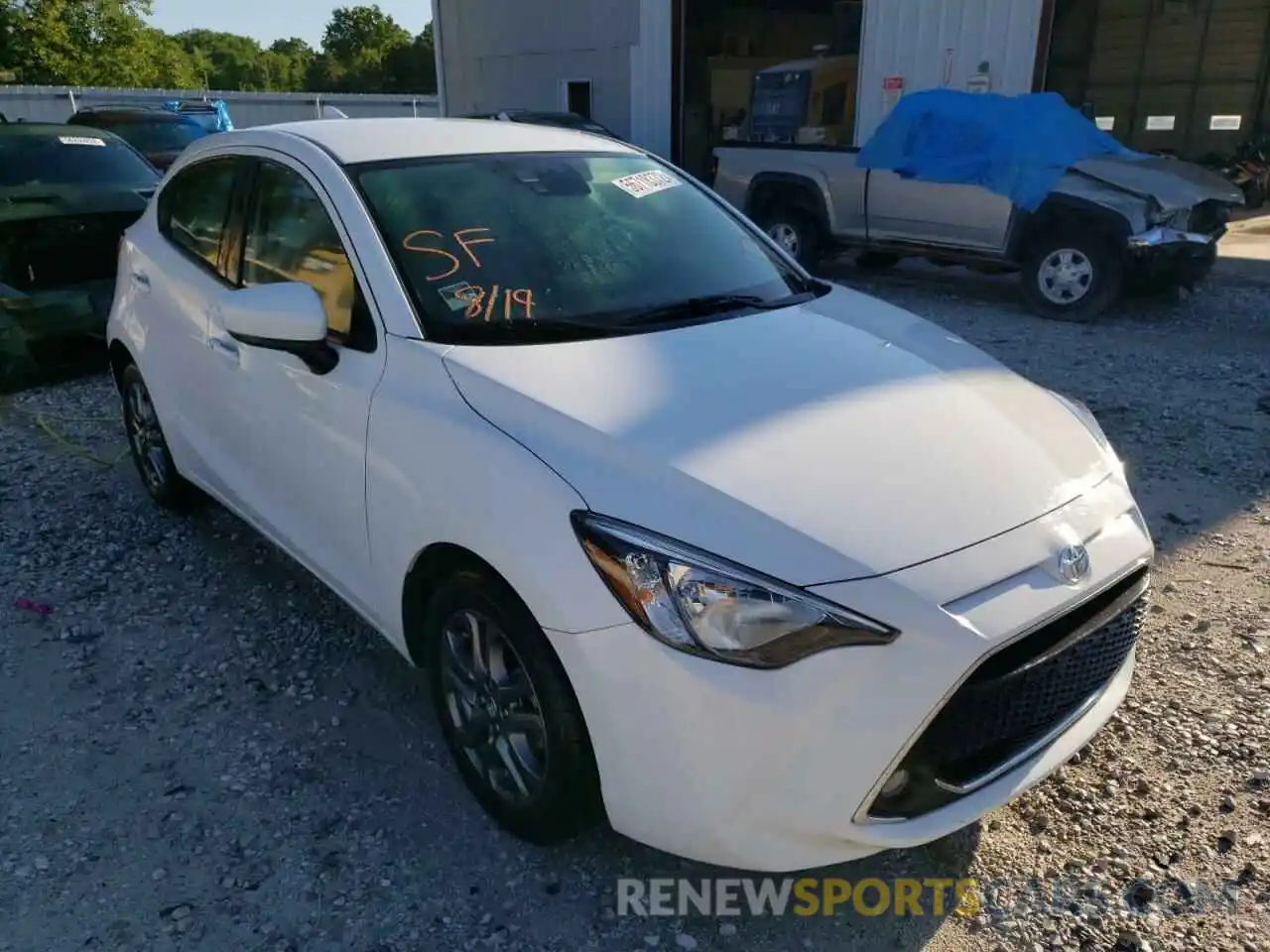 1 Photograph of a damaged car 3MYDLBJV6LY706139 TOYOTA YARIS 2020