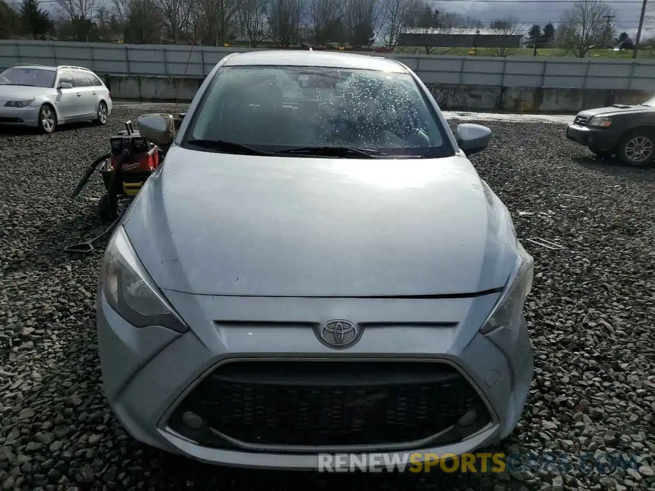 5 Photograph of a damaged car 3MYDLBJV6LY707792 TOYOTA YARIS 2020