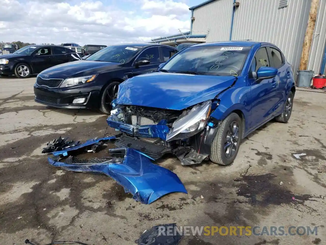 2 Photograph of a damaged car 3MYDLBJV7LY702486 TOYOTA YARIS 2020