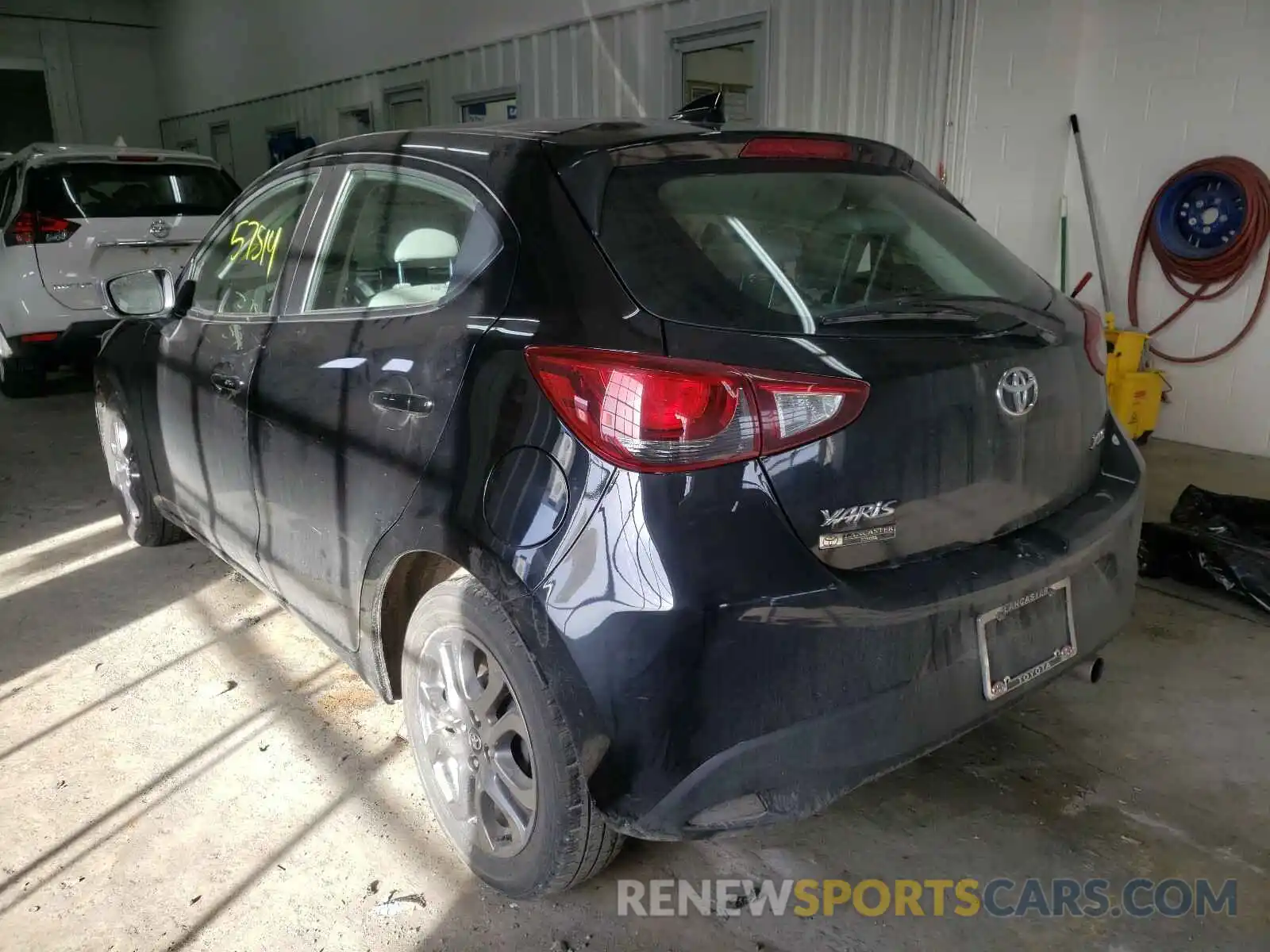 3 Photograph of a damaged car 3MYDLBJV7LY704240 TOYOTA YARIS 2020