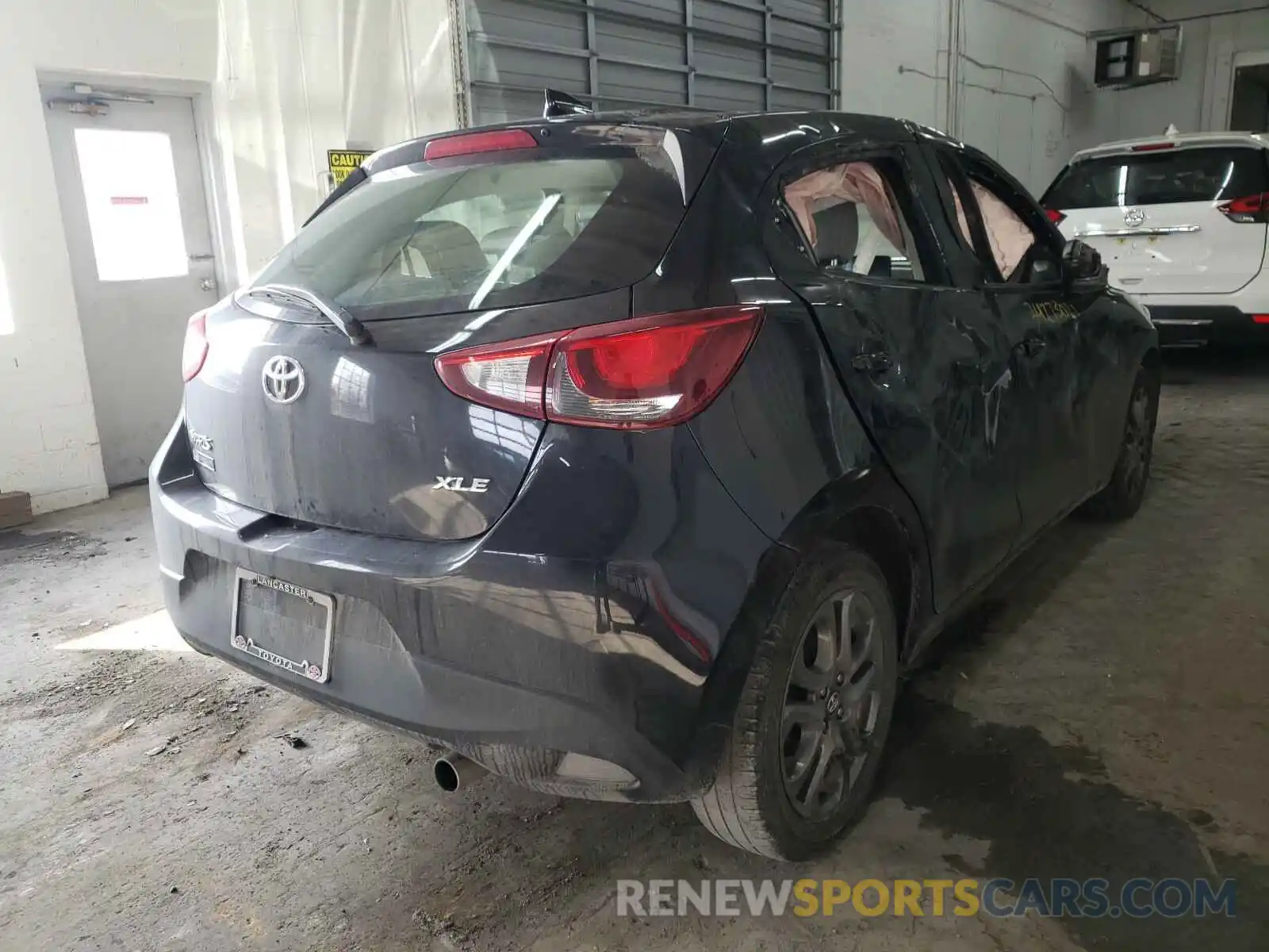 4 Photograph of a damaged car 3MYDLBJV7LY704240 TOYOTA YARIS 2020