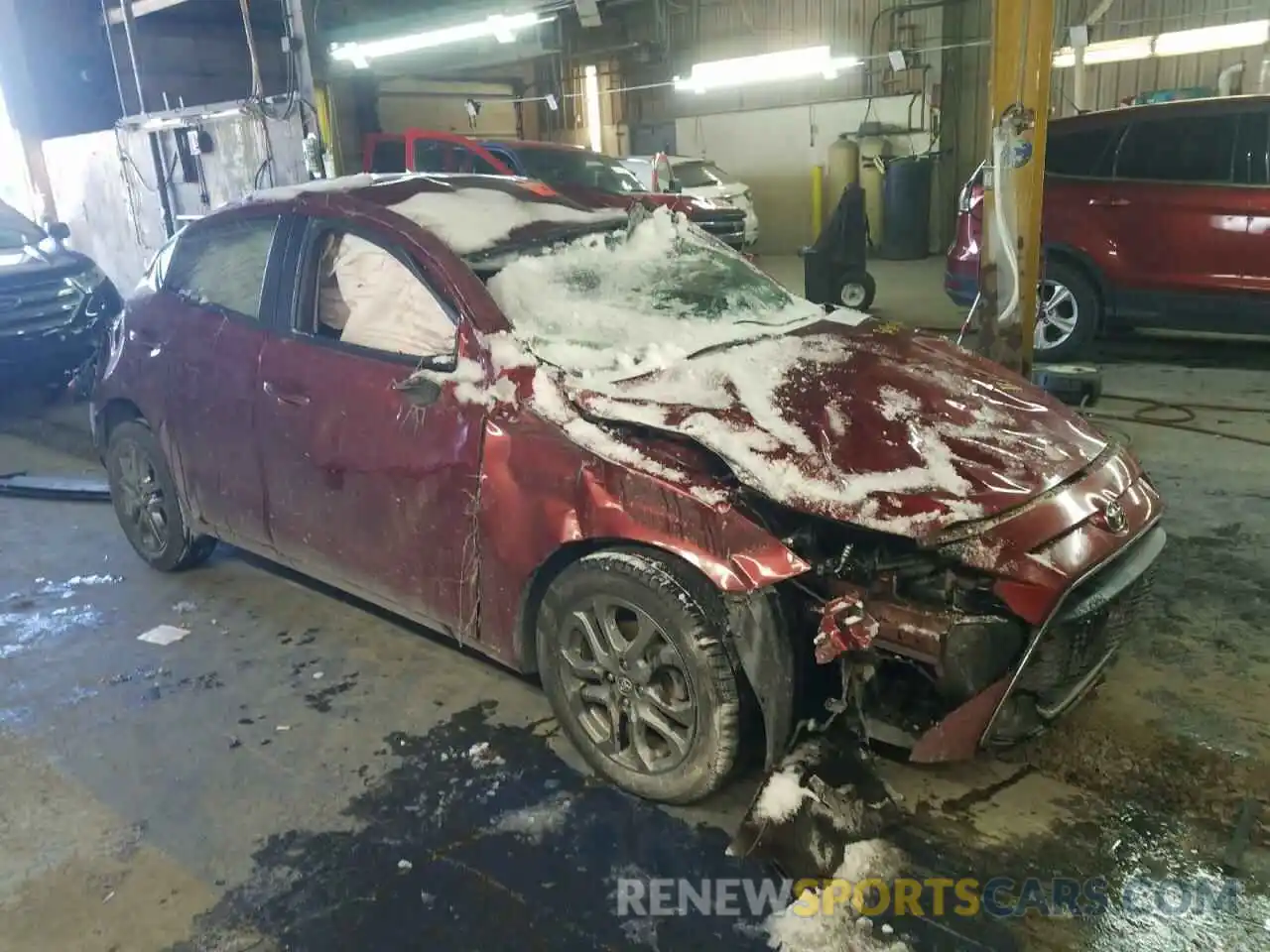 1 Photograph of a damaged car 3MYDLBJV7LY706151 TOYOTA YARIS 2020