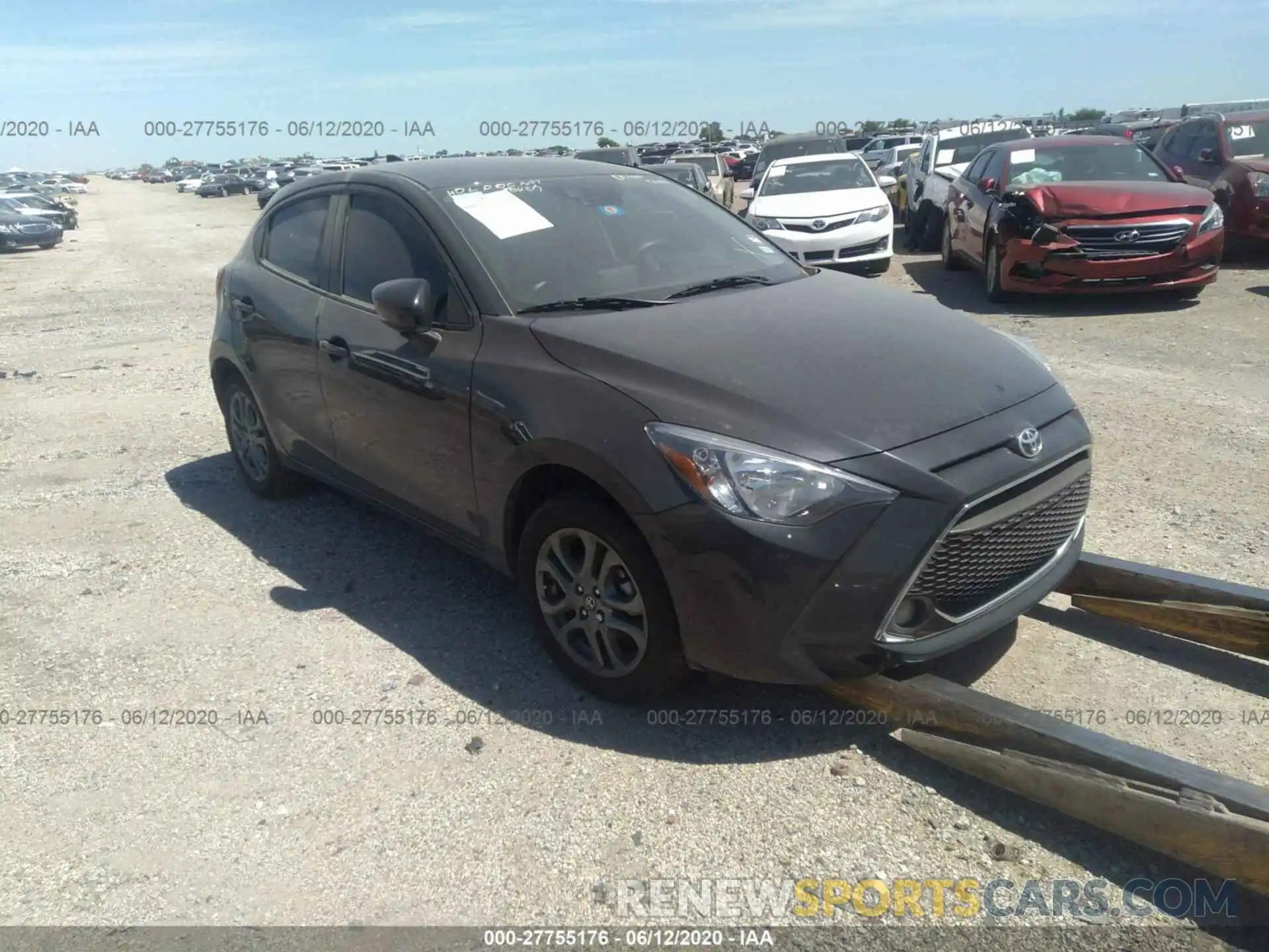 1 Photograph of a damaged car 3MYDLBJV8LY702285 TOYOTA YARIS 2020