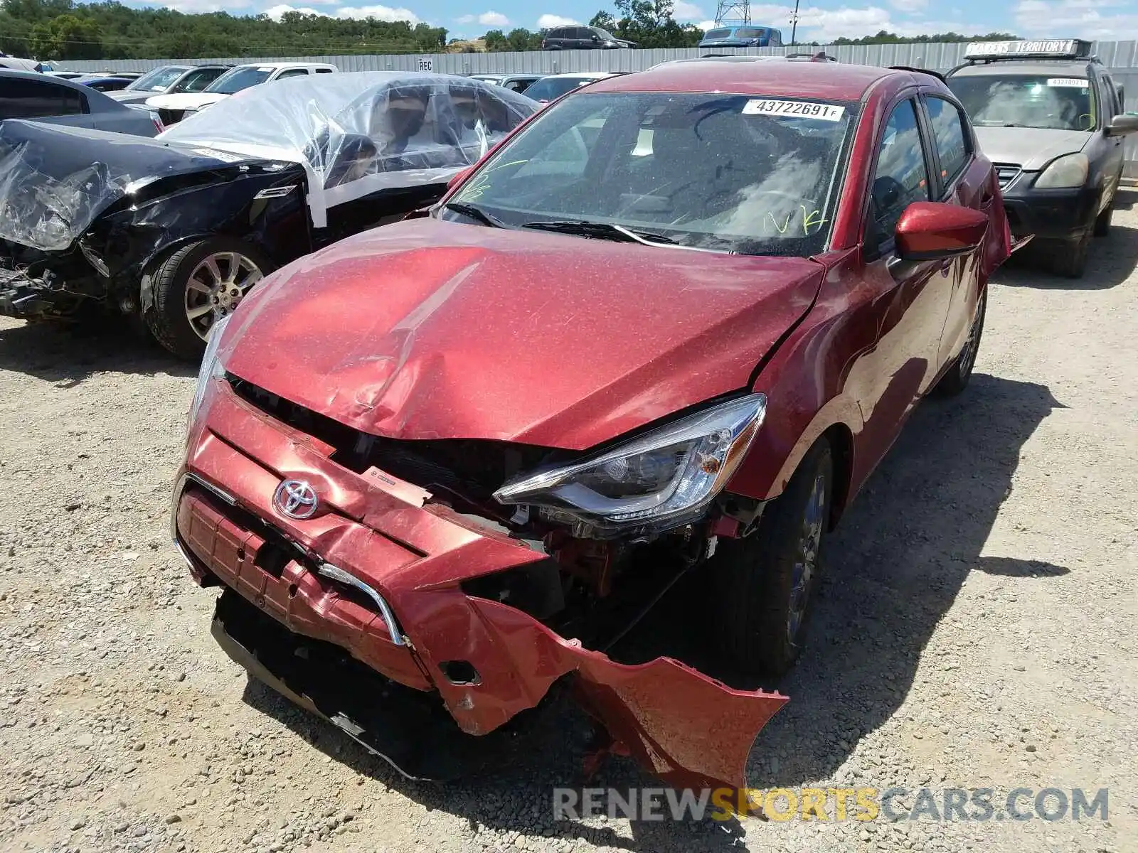 2 Photograph of a damaged car 3MYDLBJV8LY703176 TOYOTA YARIS 2020