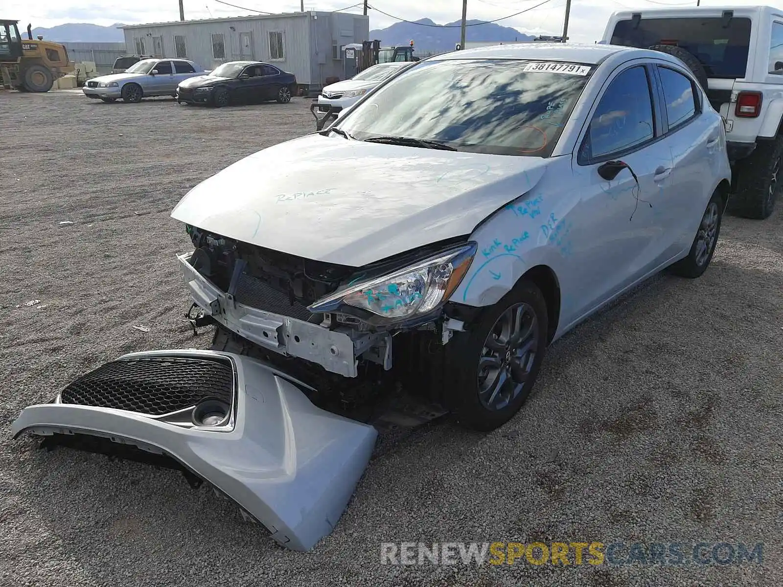 2 Photograph of a damaged car 3MYDLBJV8LY705655 TOYOTA YARIS 2020