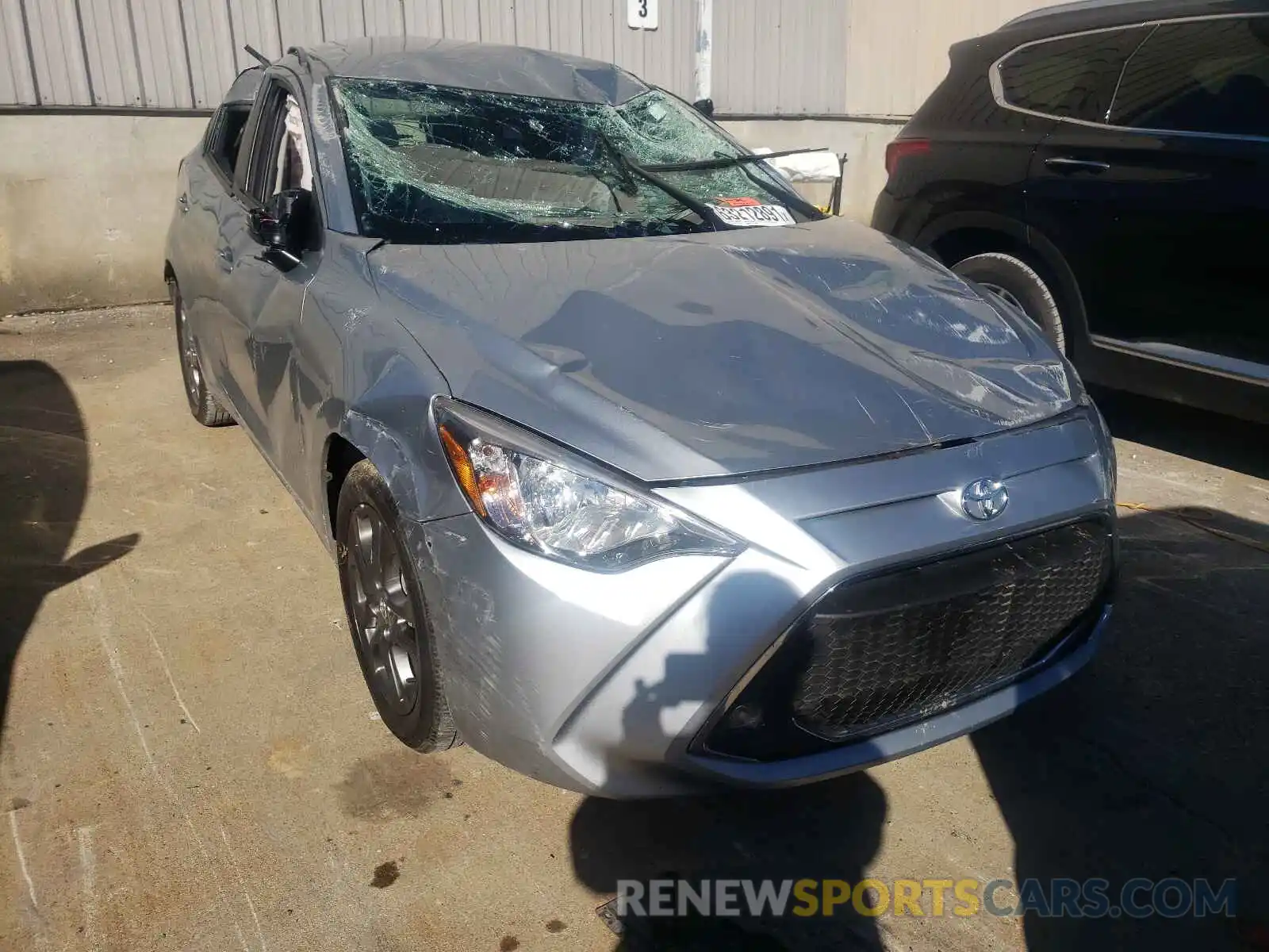 1 Photograph of a damaged car 3MYDLBJV8LY708099 TOYOTA YARIS 2020