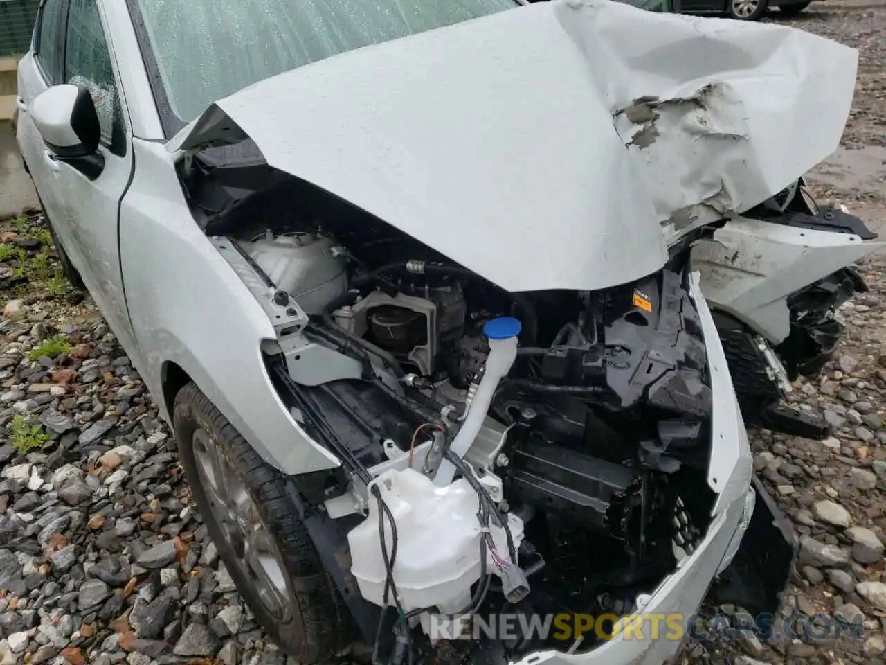 7 Photograph of a damaged car 3MYDLBJV9LY703381 TOYOTA YARIS 2020