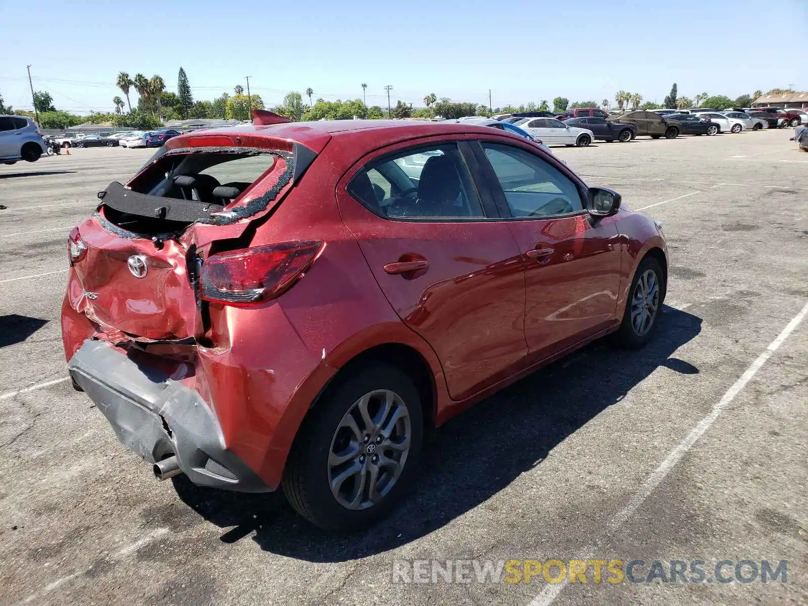 4 Photograph of a damaged car 3MYDLBJV9LY705020 TOYOTA YARIS 2020