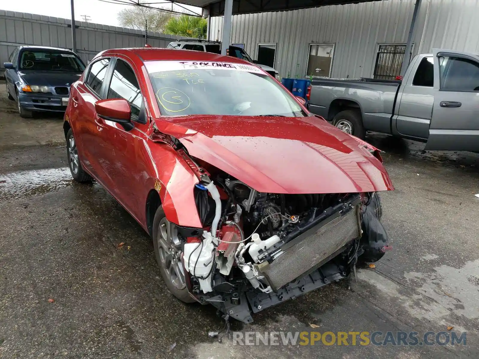 1 Photograph of a damaged car 3MYDLBJV9LY705423 TOYOTA YARIS 2020