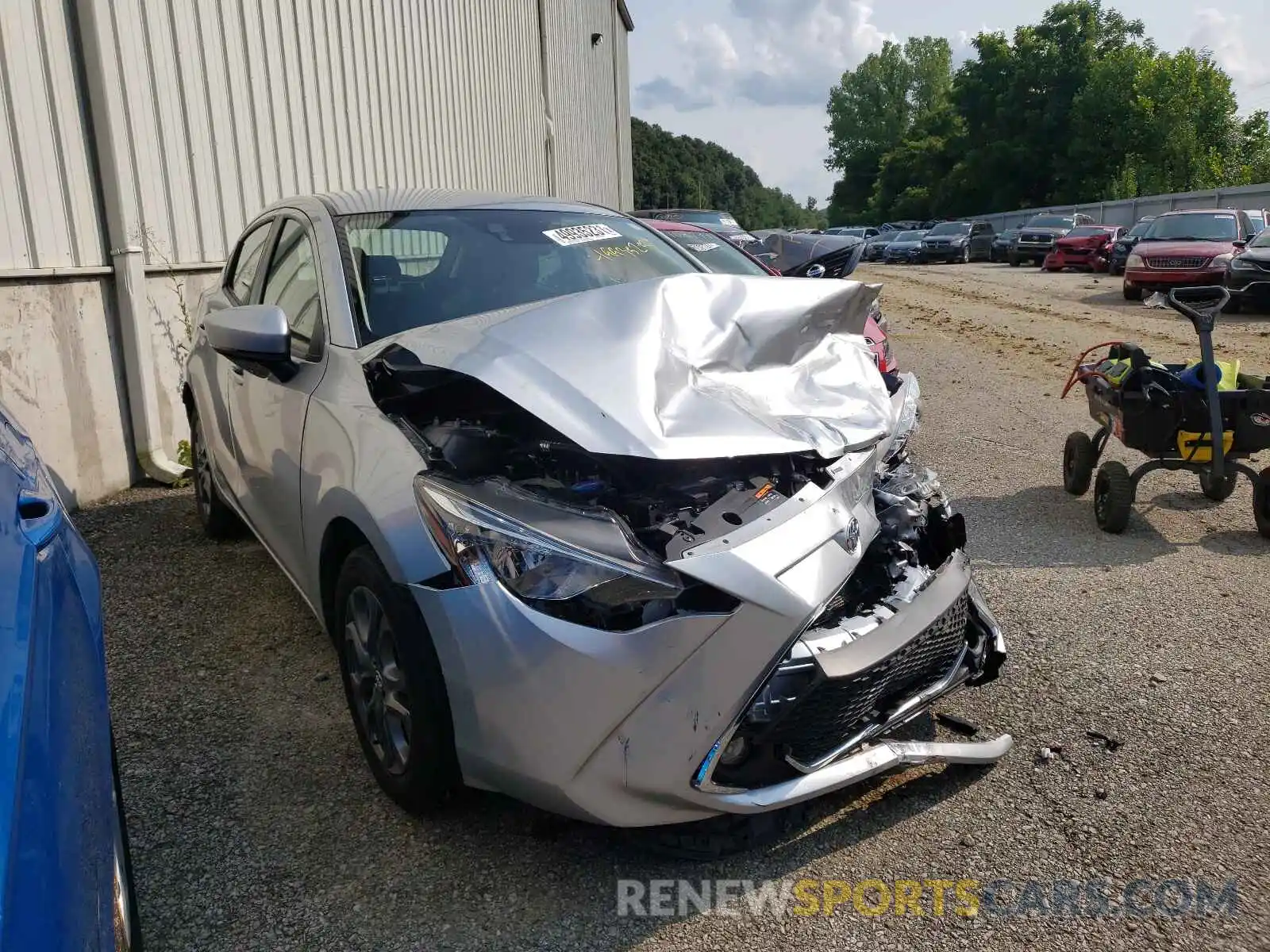 1 Photograph of a damaged car 3MYDLBJV9LY708855 TOYOTA YARIS 2020