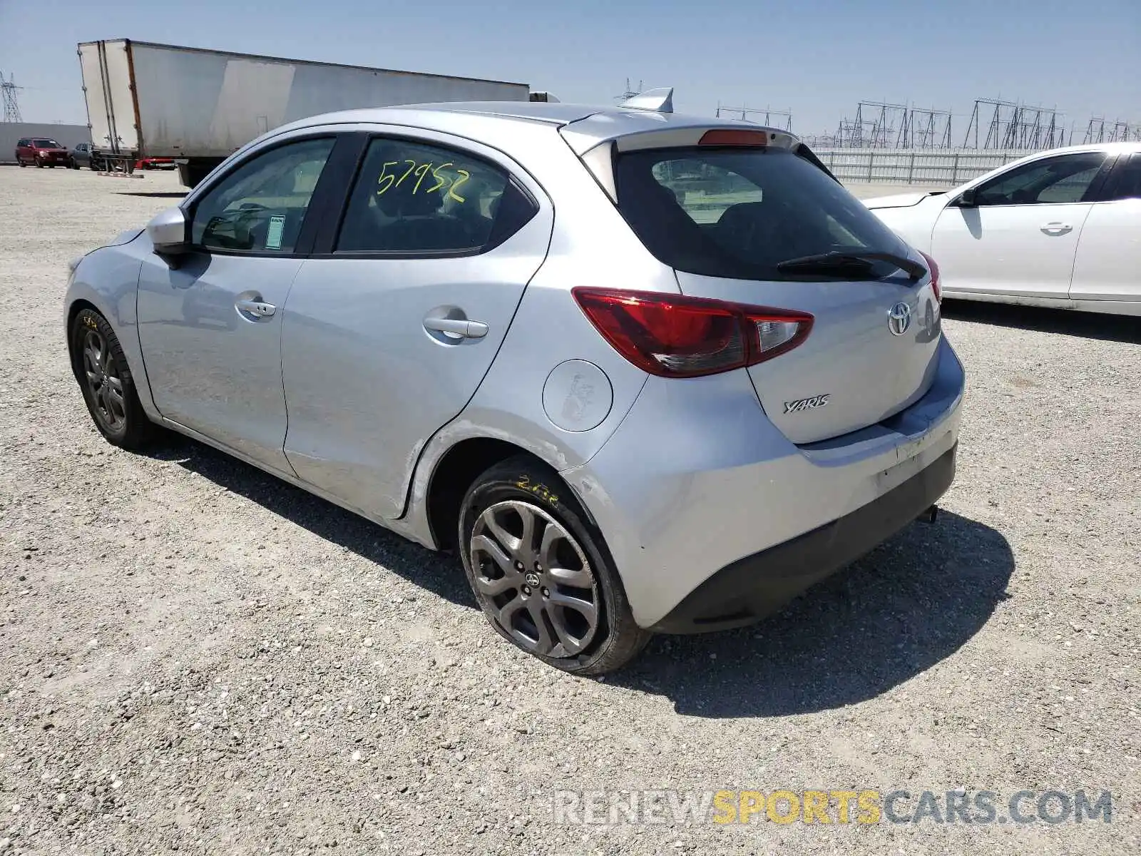 3 Photograph of a damaged car 3MYDLBJVXLY702207 TOYOTA YARIS 2020