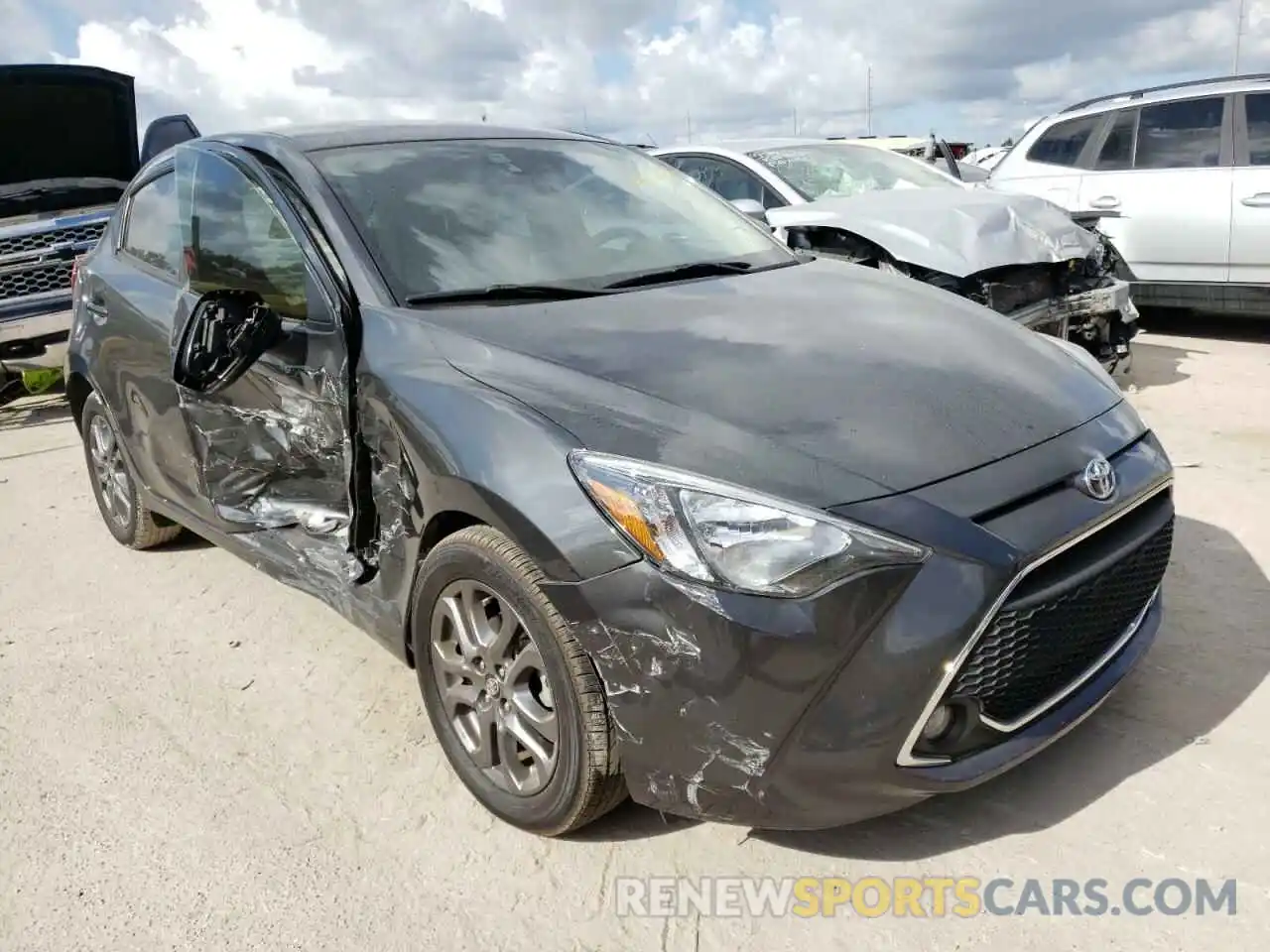 1 Photograph of a damaged car 3MYDLBJVXLY705897 TOYOTA YARIS 2020