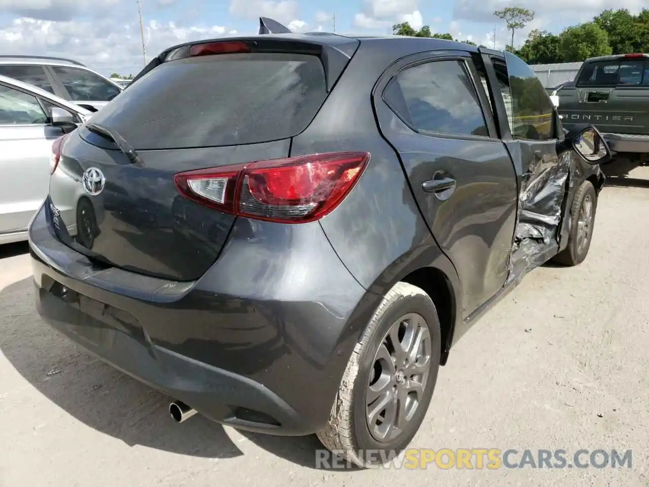 4 Photograph of a damaged car 3MYDLBJVXLY705897 TOYOTA YARIS 2020