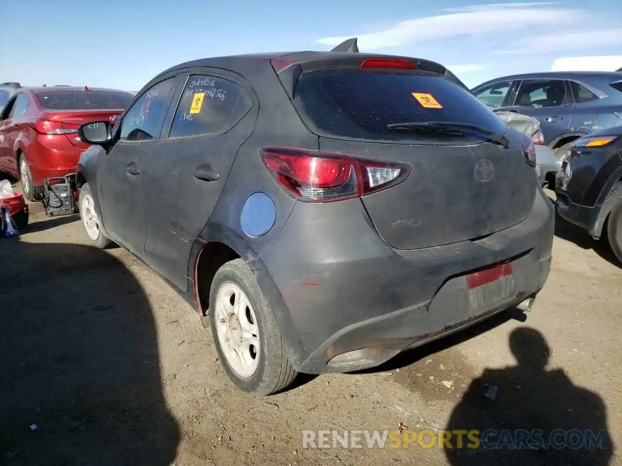 3 Photograph of a damaged car 3MYDLBJVXLY710565 TOYOTA YARIS 2020