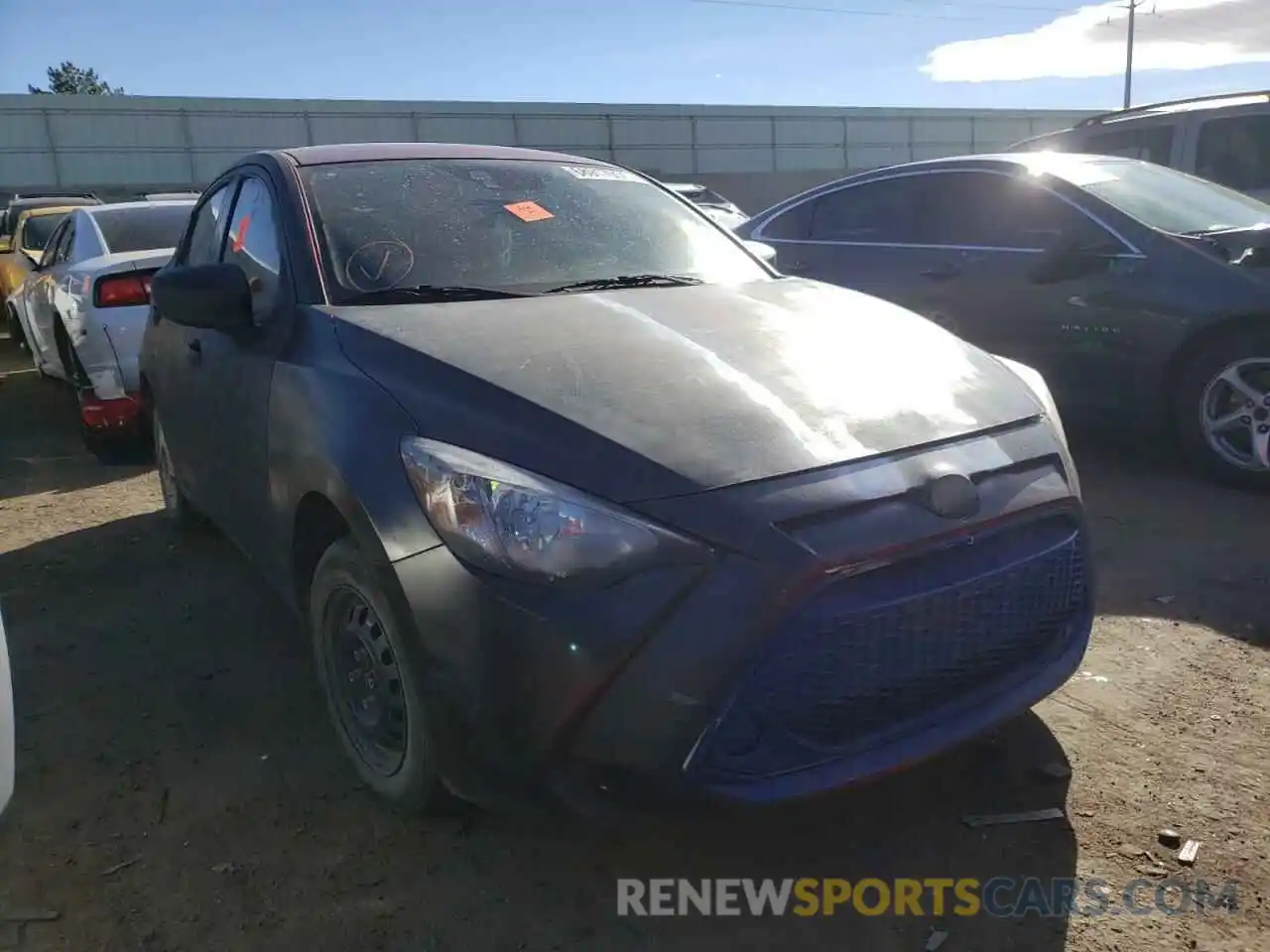 9 Photograph of a damaged car 3MYDLBJVXLY710565 TOYOTA YARIS 2020