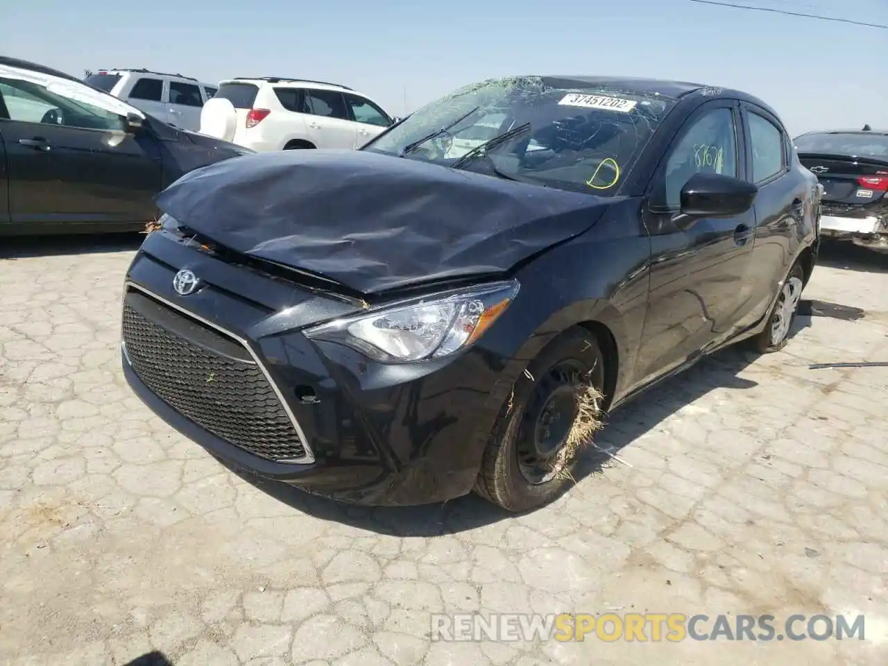 2 Photograph of a damaged car 3MYDLBYV0LY700472 TOYOTA YARIS 2020