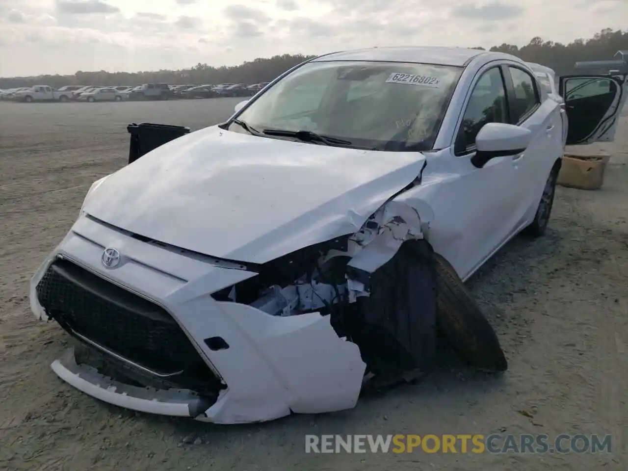 2 Photograph of a damaged car 3MYDLBYV0LY702089 TOYOTA YARIS 2020