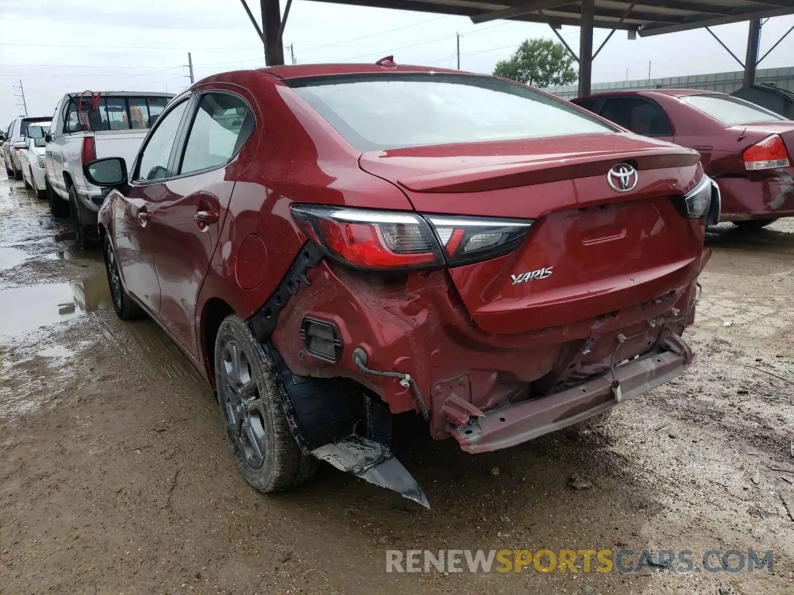 3 Photograph of a damaged car 3MYDLBYV0LY706157 TOYOTA YARIS 2020