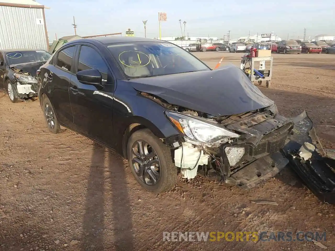 1 Photograph of a damaged car 3MYDLBYV0LY708216 TOYOTA YARIS 2020