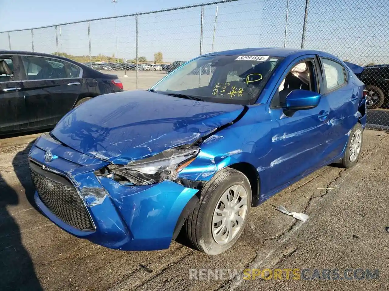 2 Photograph of a damaged car 3MYDLBYV0LY710368 TOYOTA YARIS 2020