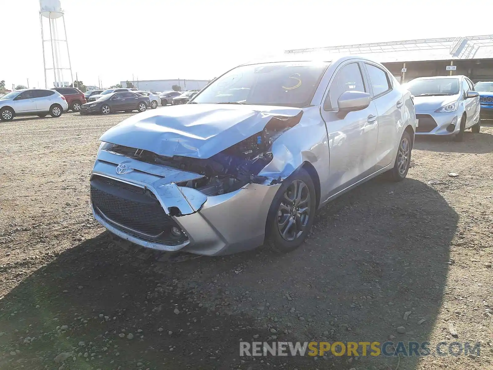 2 Photograph of a damaged car 3MYDLBYV0LY711925 TOYOTA YARIS 2020