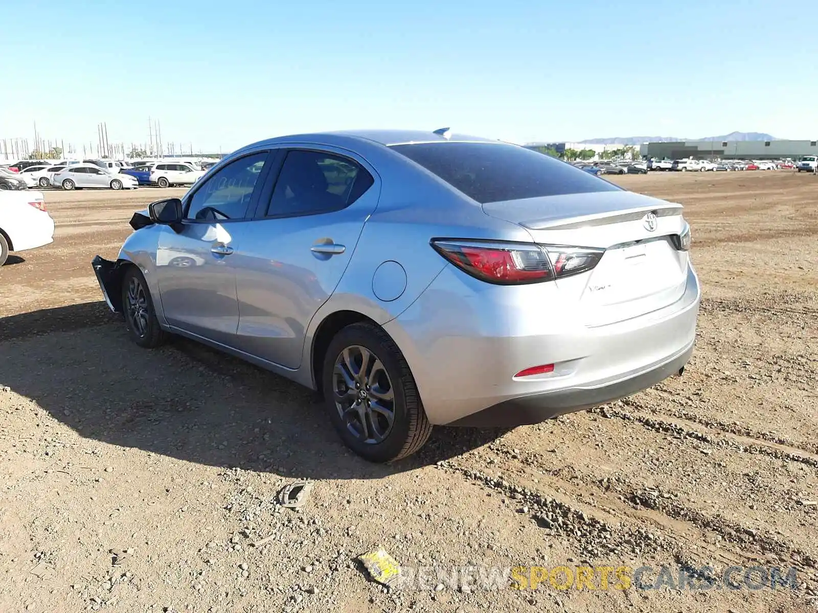 3 Photograph of a damaged car 3MYDLBYV0LY711925 TOYOTA YARIS 2020