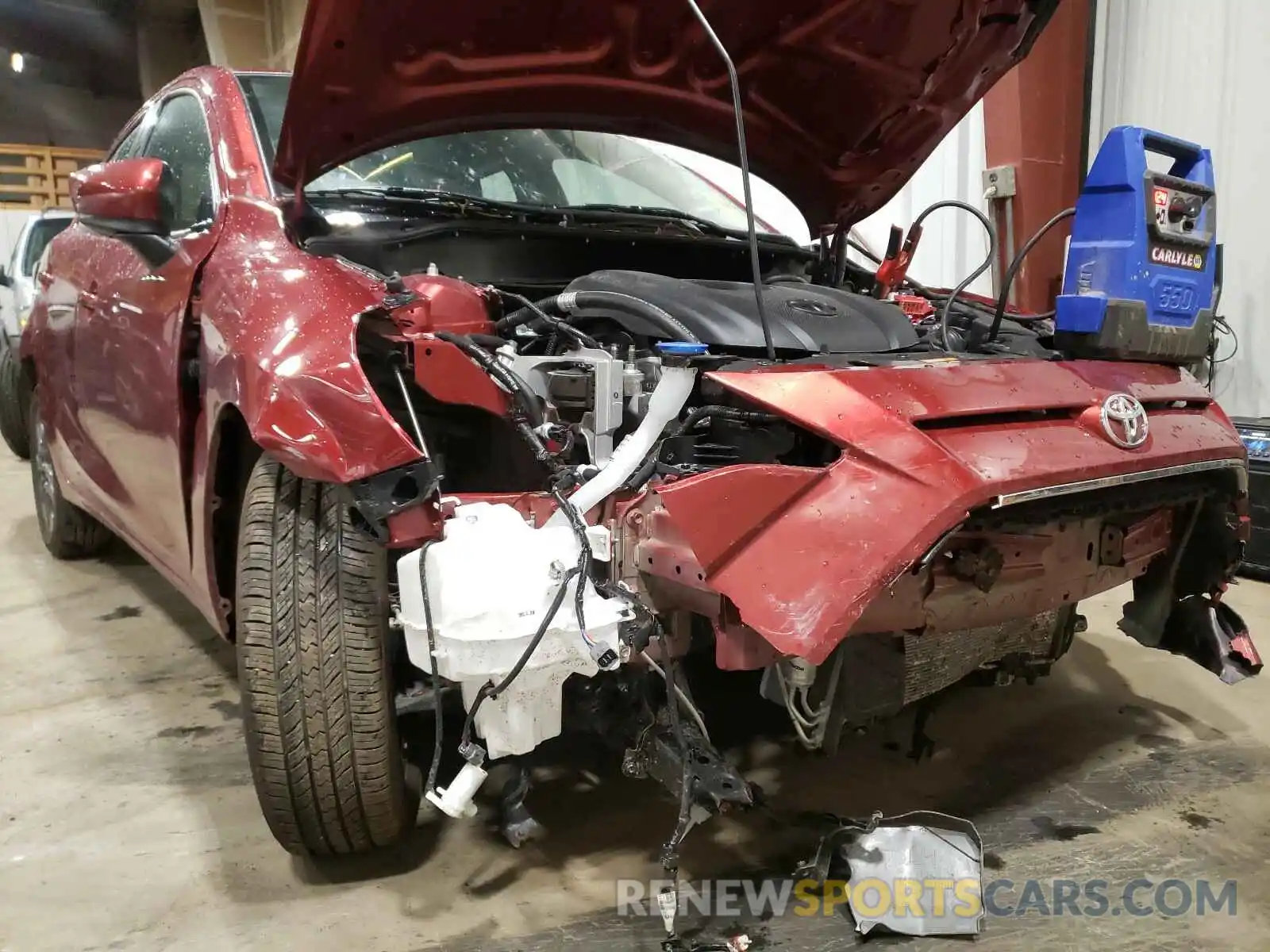 9 Photograph of a damaged car 3MYDLBYV0LY713951 TOYOTA YARIS 2020
