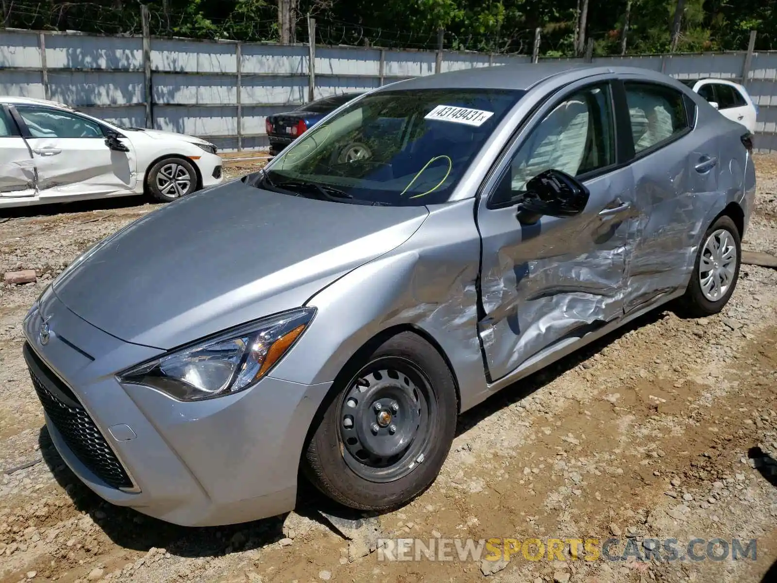 2 Photograph of a damaged car 3MYDLBYV0LY715392 TOYOTA YARIS 2020