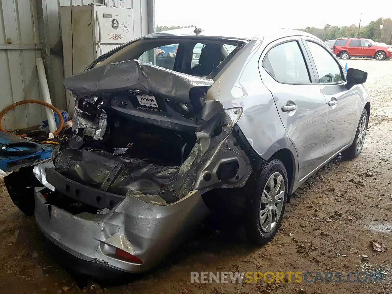 4 Photograph of a damaged car 3MYDLBYV1LY707236 TOYOTA YARIS 2020