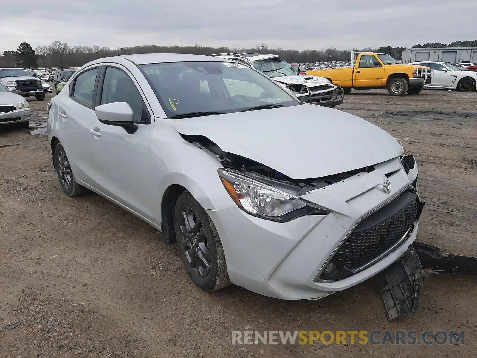 1 Photograph of a damaged car 3MYDLBYV1LY707897 TOYOTA YARIS 2020