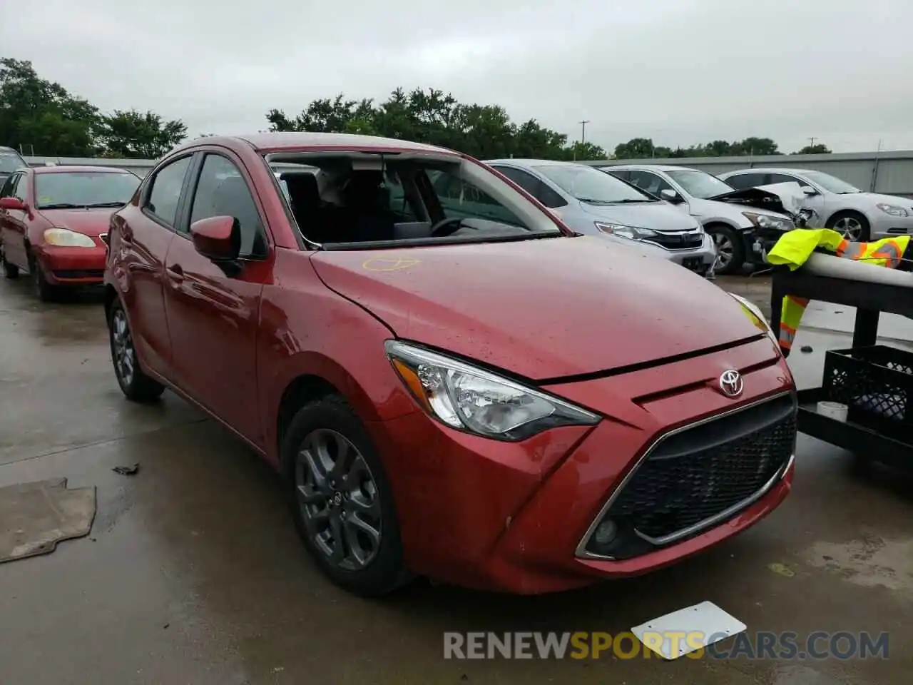 1 Photograph of a damaged car 3MYDLBYV1LY708502 TOYOTA YARIS 2020