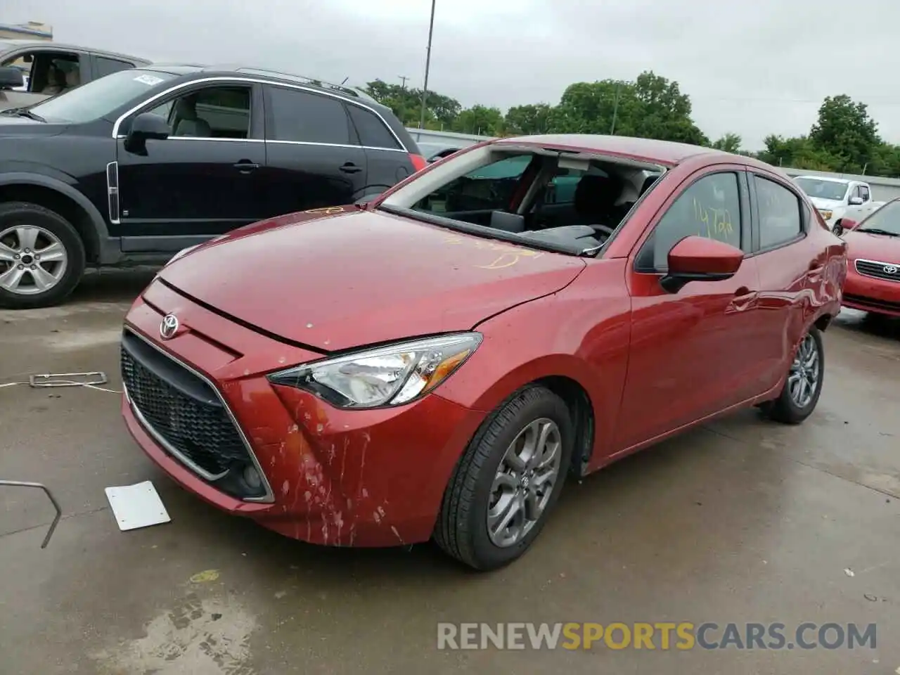 2 Photograph of a damaged car 3MYDLBYV1LY708502 TOYOTA YARIS 2020