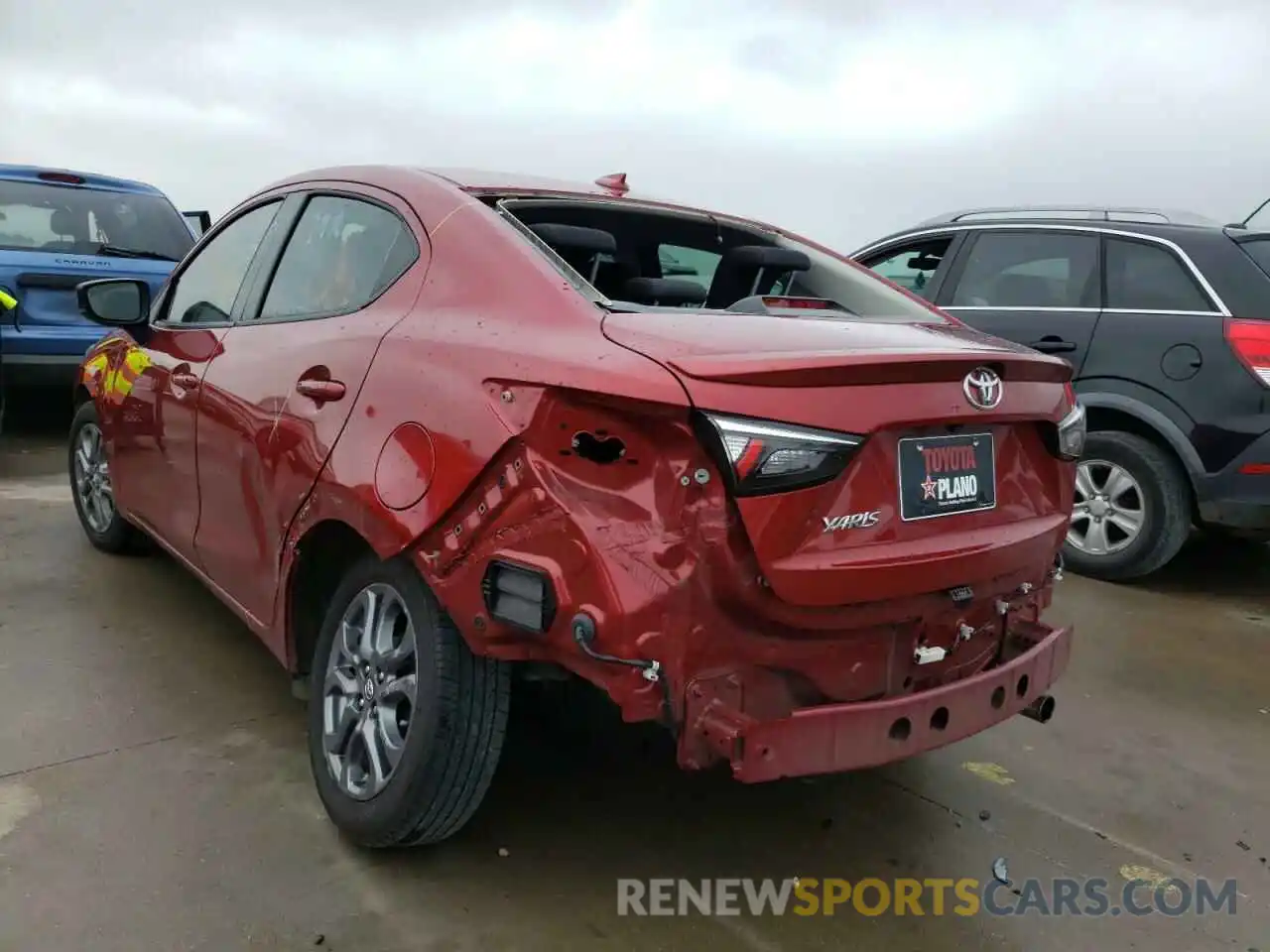 3 Photograph of a damaged car 3MYDLBYV1LY708502 TOYOTA YARIS 2020